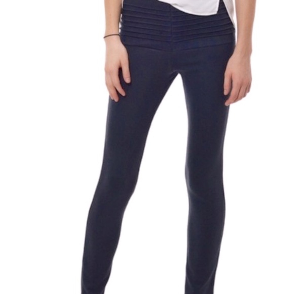 Tantrum Ink legging Sz XS